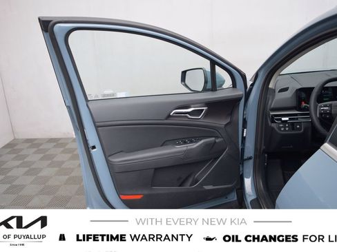 New 2026 Kia Sportage EX image 9