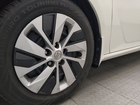 Used 2019 Nissan Altima 2.5 S FWD image 31