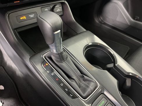 Certified 2024 Honda Civic EX image 30