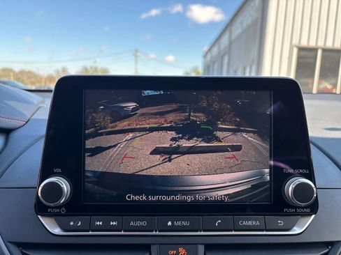 Used 2025 Nissan Altima 2.5 SR FWD image 20