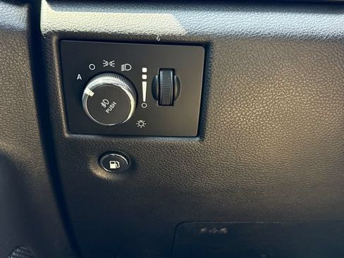 Used 2021 Jeep Grand Cherokee Laredo X AWD/4WD image 32