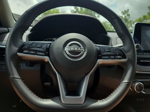 Certified 2024 Nissan Altima 2.5 SR FWD image 25