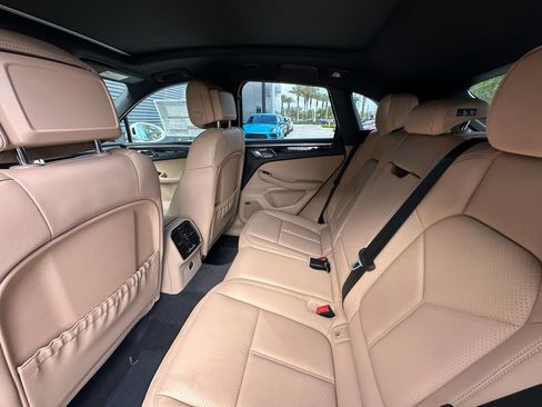 New 2026 Porsche Macan AWD/4WD image 35
