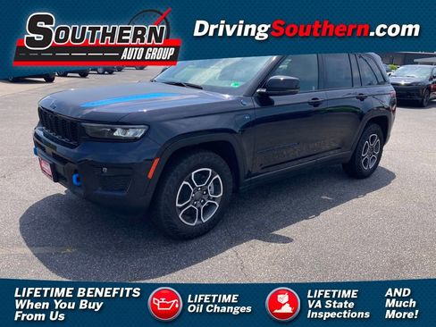 New 2024 Jeep Grand Cherokee Trailhawk w/ Luxury Tech Group III image 1