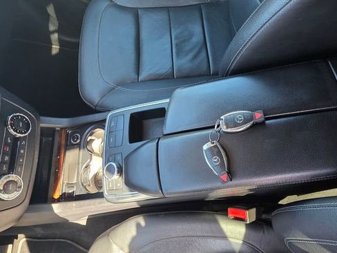 Used 2015 Mercedes-Benz GL 450 4MATIC image 14