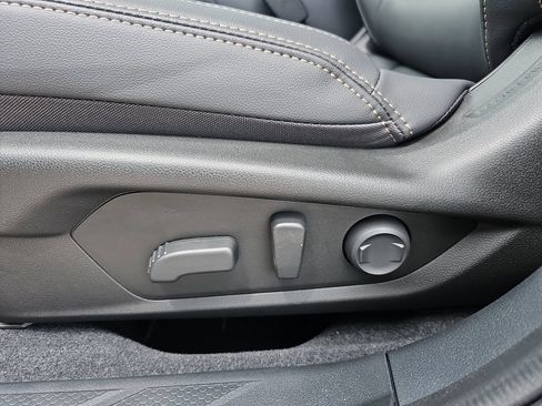 New 2026 Subaru Outback Limited AWD/4WD image 31