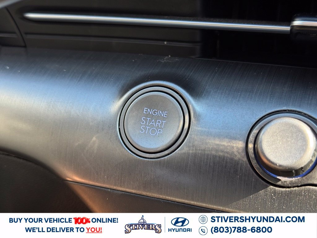 Certified 2024 Hyundai Kona SEL AWD/4WD image 32