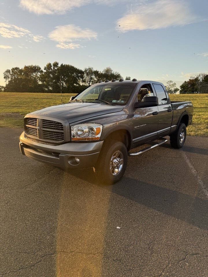 Used 2006 Dodge Ram 2500 Truck SLT AWD/4WD image 3