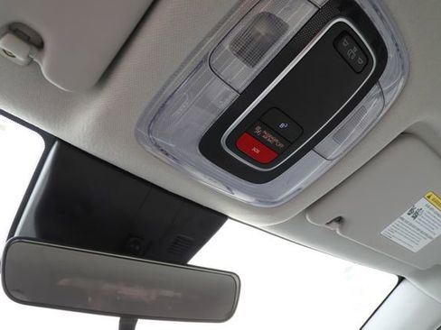 Used 2025 Hyundai Kona SEL image 38