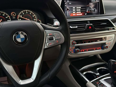 Used 2016 BMW 740i image 27