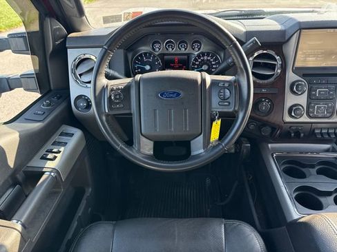 Used 2015 Ford F350 Lariat w/ Lariat Interior Package image 20