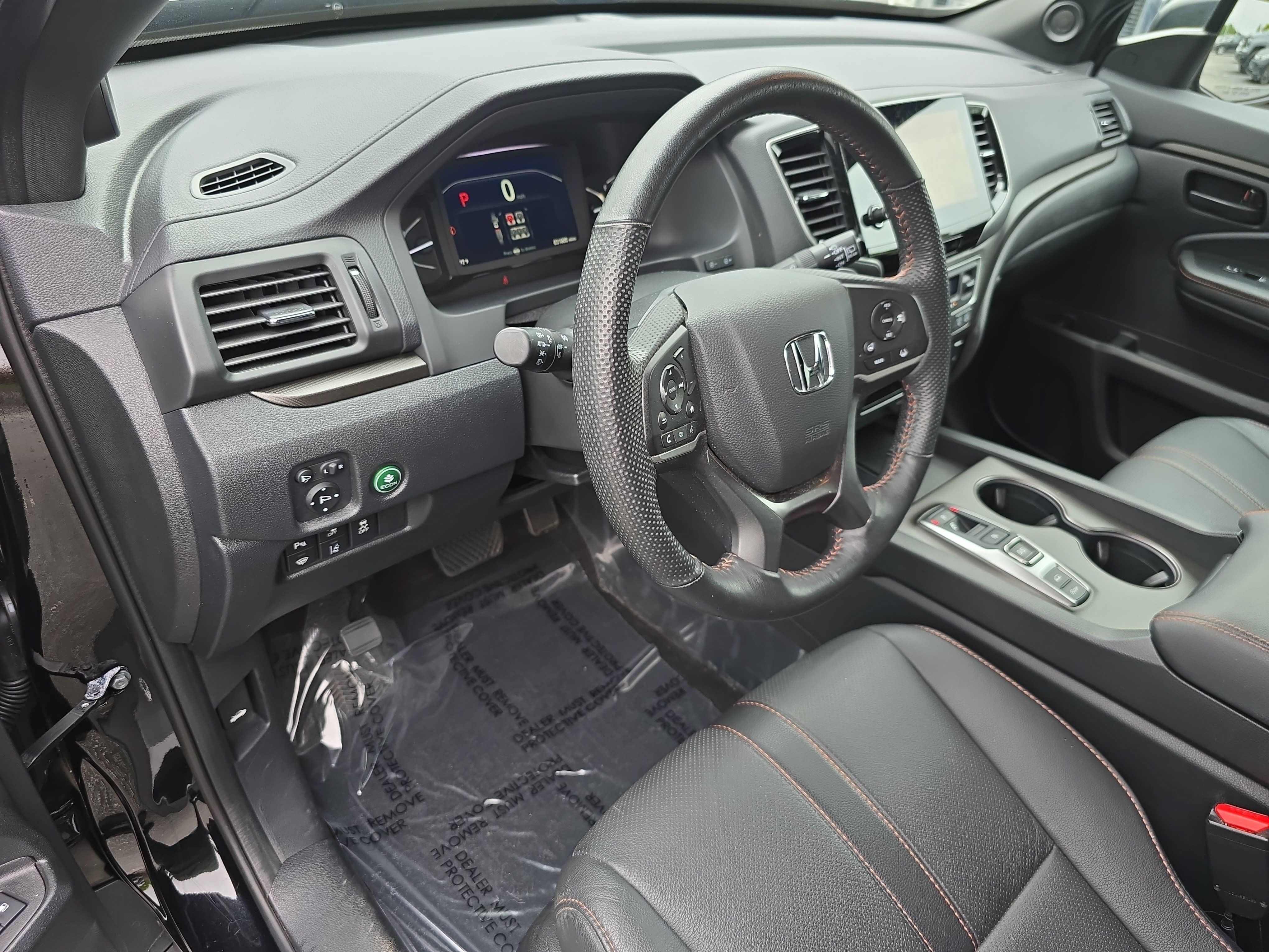 Certified 2025 Honda Passport TrailSport image 16
