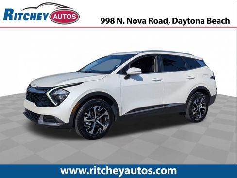 Used 2023 Kia Sportage EX image 1