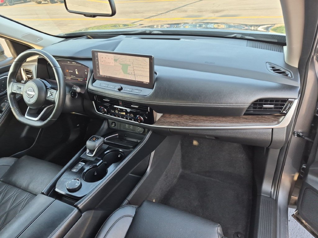 Used 2024 Nissan Rogue Platinum AWD/4WD image 31