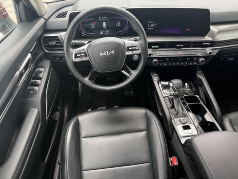 Certified 2024 Kia Telluride S FWD image 14