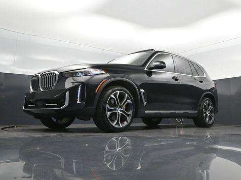 Certified 2024 BMW X5 sDrive40i w/ Premium Package RWD image 38