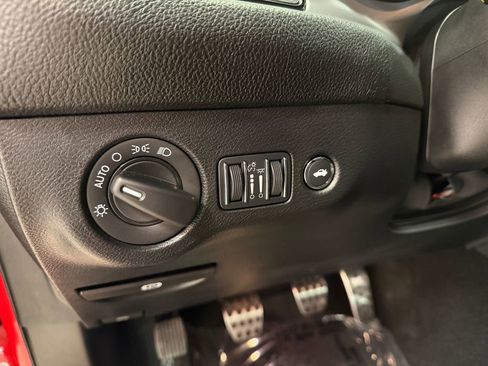 Used 2023 Dodge Challenger R/T image 15