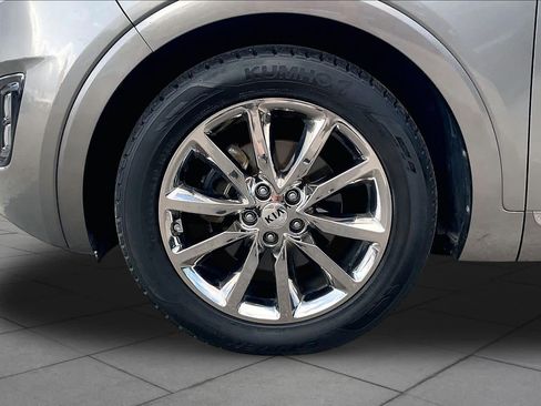 Used 2016 Kia Sorento SX w/ SXL Technology Package FWD image 11