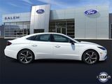 Used 2023 Hyundai Sonata SEL Plus w/ Preferred Accessory Package image 2