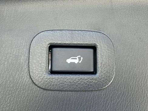 Used 2023 INFINITI QX80 Premium Select w/ Cargo Package AWD/4WD image 15