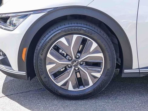 Certified 2024 Kia EV6 Light RWD image 9