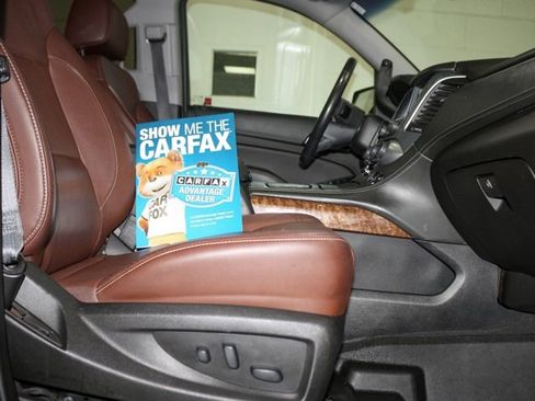 Used 2019 Chevrolet Suburban Premier w/ Premier Plus Edition image 7