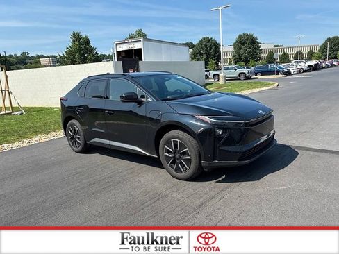 Used 2026 Toyota bZ FWD image 2