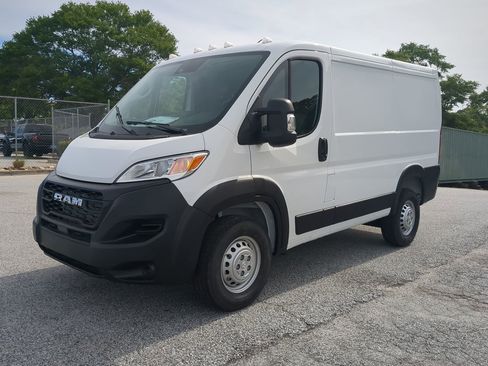 New 2026 RAM ProMaster 1500 w/ Storage Group FWD image 6