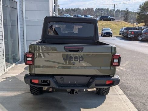 New 2026 Jeep Gladiator Sport image 5