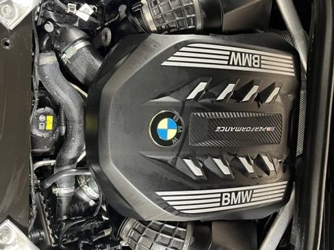 Used 2022 BMW X5 M50i w/ Executive Package image 23