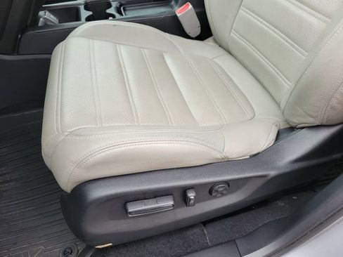 Used 2018 Honda CR-V EX image 10