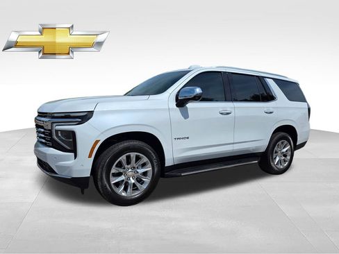 Used 2026 Chevrolet Tahoe Premier w/ Sun And Tow Package AWD/4WD image 2