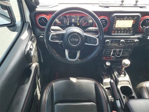 Used 2020 Jeep Gladiator Rubicon image 15