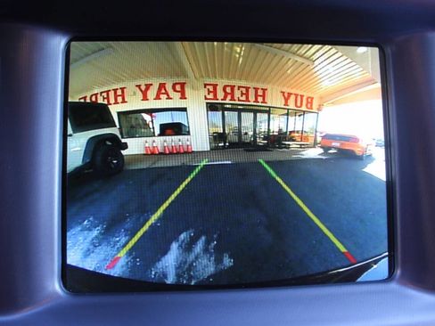 Used 2023 Dodge Charger SXT image 19