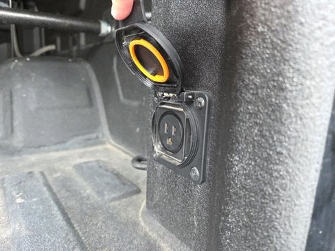 Used 2023 GMC Sierra 1500 Elevation w/ Preferred Package image 82