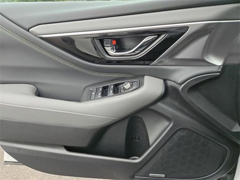 Used 2024 Subaru Outback Onyx Edition XT image 17