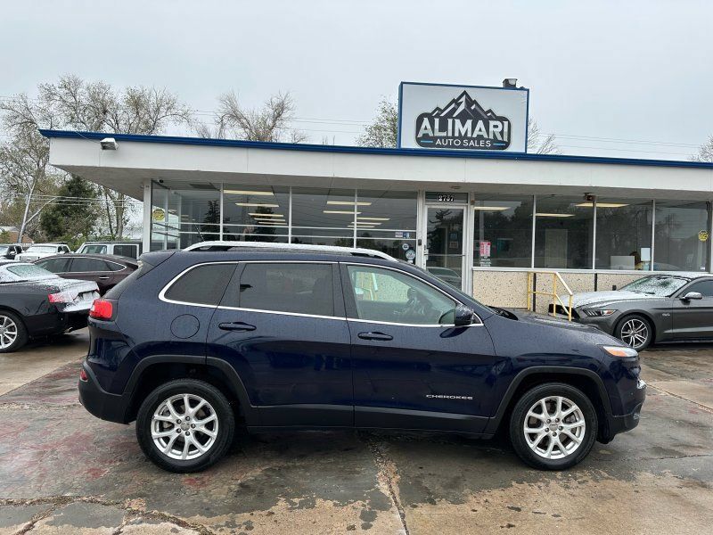 Used 2014 Jeep Cherokee Latitude w/ Cold Weather Group FWD image 8