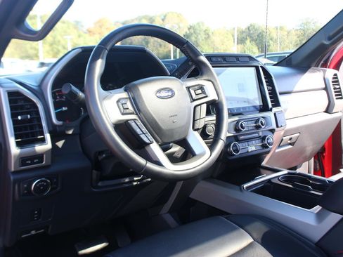 Used 2022 Ford F250 Lariat w/ Chrome Package image 19