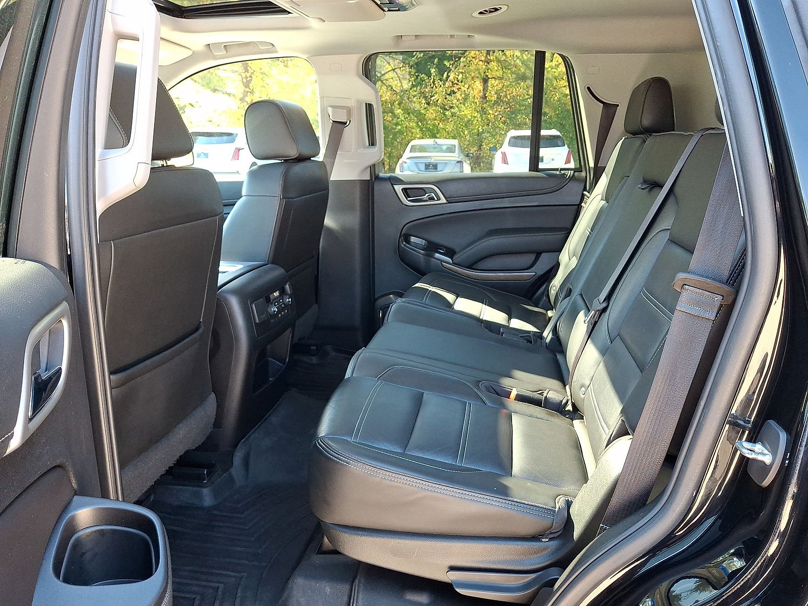 Used 2018 GMC Yukon Denali w/ Open Road Package AWD/4WD image 20