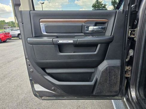 Used 2014 RAM 1500 Laramie w/ Trailer Tow Group AWD/4WD image 16