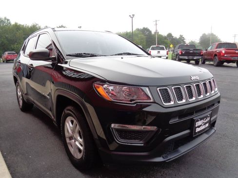 Used 2019 Jeep Compass Sport FWD image 4