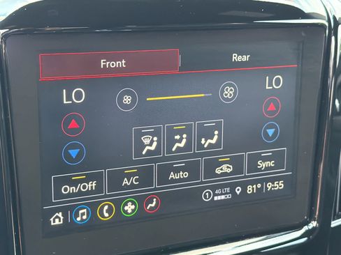 Certified 2024 Chevrolet Traverse LT w/ LPO, Floor Liner Package AWD/4WD image 14