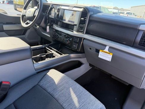 New 2026 Ford F250 XLT w/ FX4 Off-Road Package image 12