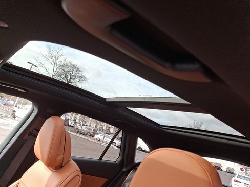 New 2026 Mercedes-Benz GLC 300 4MATIC image 12