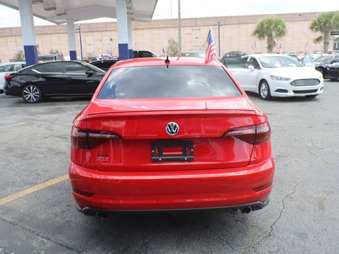 Used 2020 Volkswagen Jetta GLI FWD image 4