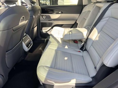 New 2026 Lincoln Nautilus Reserve image 14