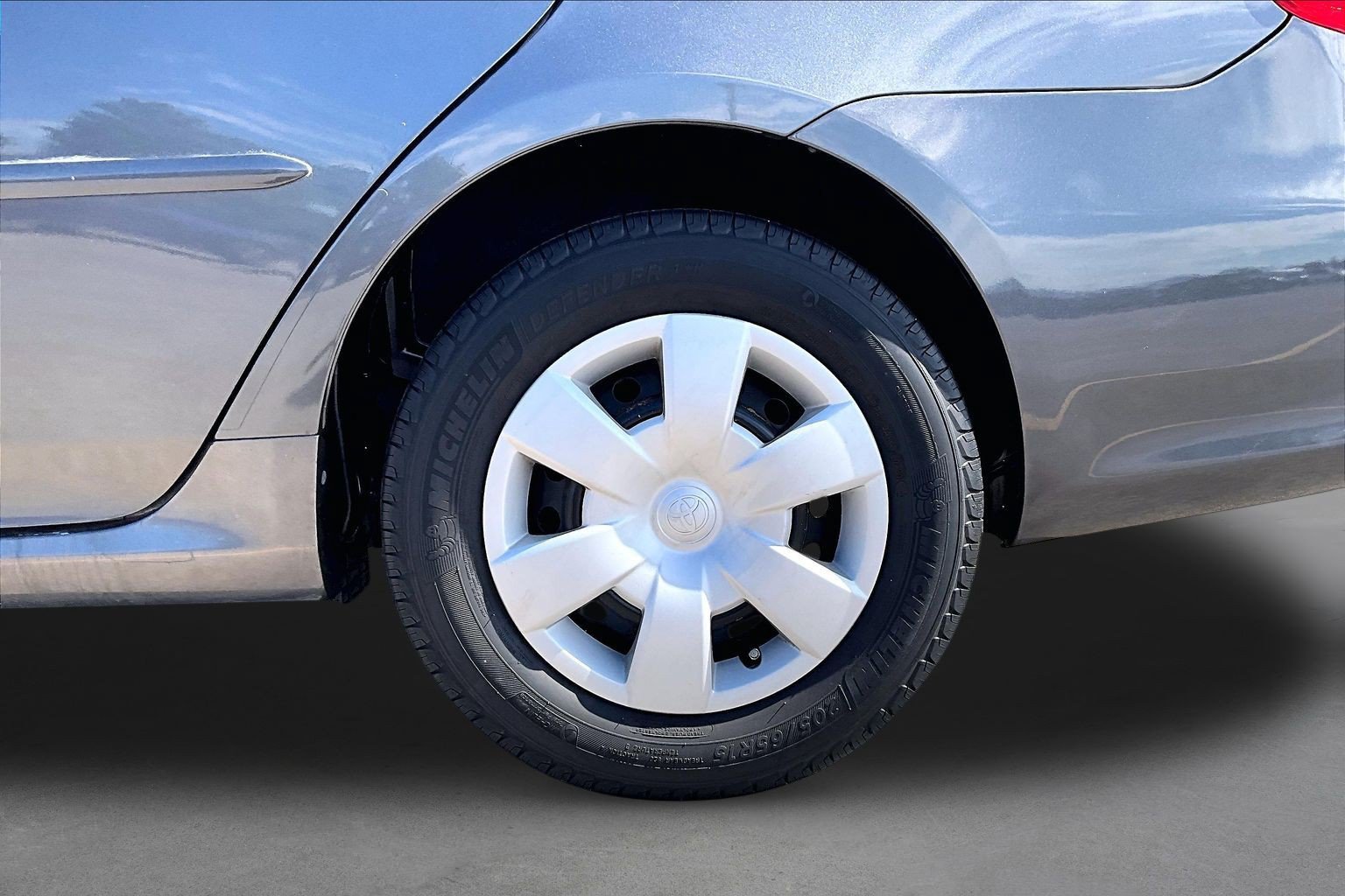Used 2011 Toyota Corolla LE FWD image 8