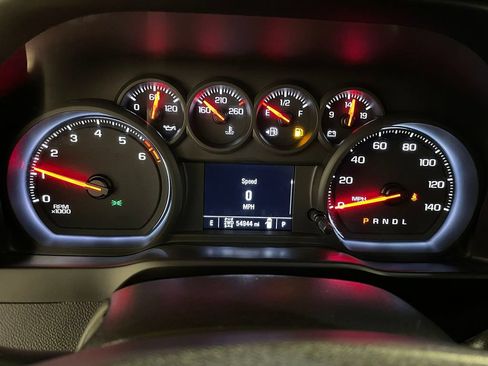 Used 2019 Chevrolet Silverado 1500 Custom w/ Custom Value Package AWD/4WD image 29