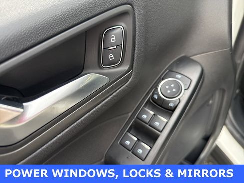 Used 2025 Ford Escape SE image 13