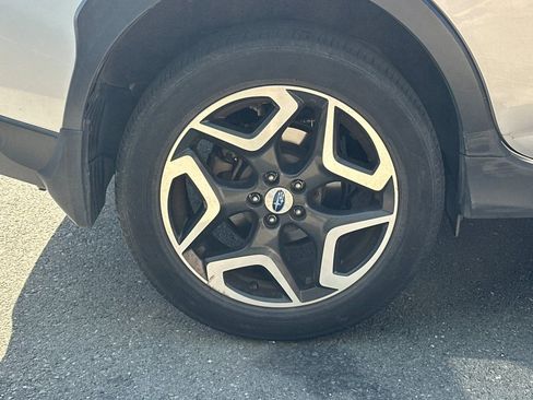 Used 2023 Subaru Impreza Premium image 4